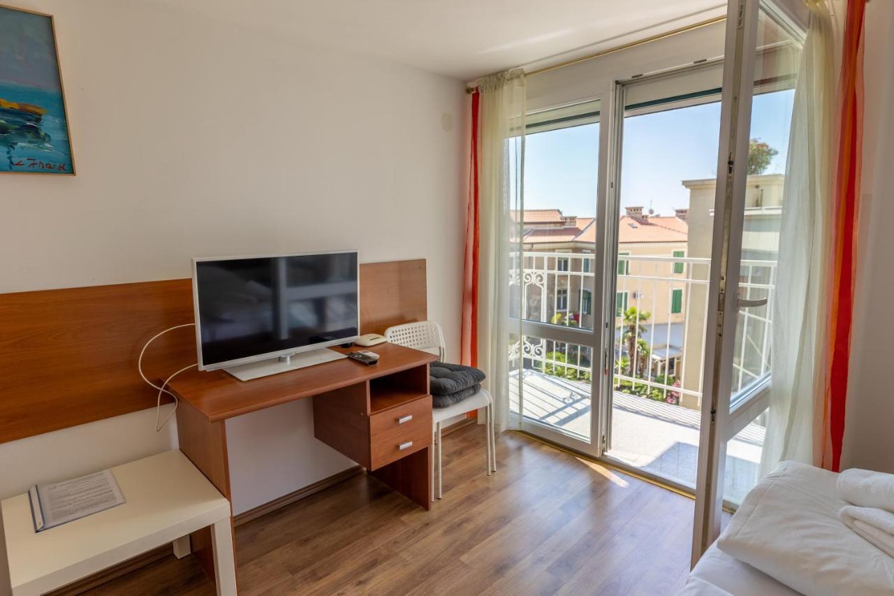 Apartments Liburnija Opatija Exterior foto